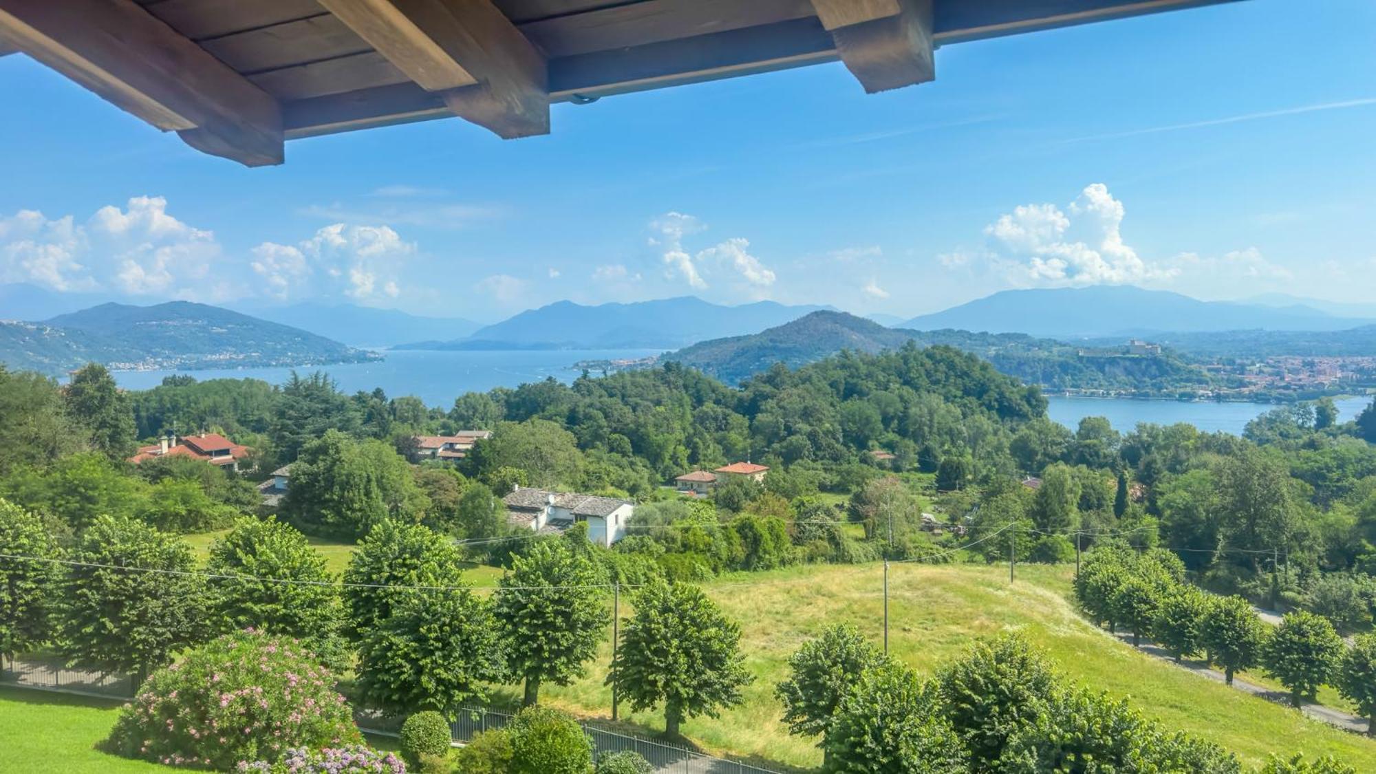 Belvedere Sul Lago Arona Exteriör bild